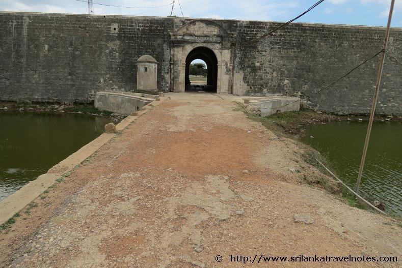 Sai Holiday Inn Jaffna Dış mekan fotoğraf