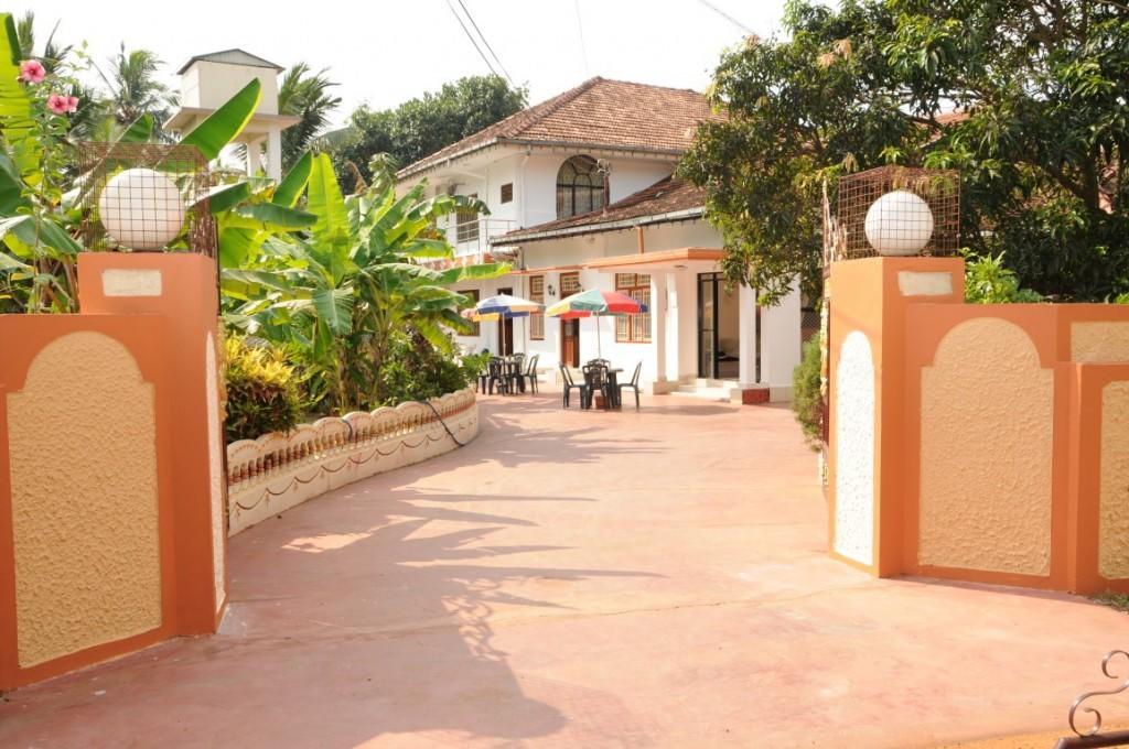 Sai Holiday Inn Jaffna Dış mekan fotoğraf